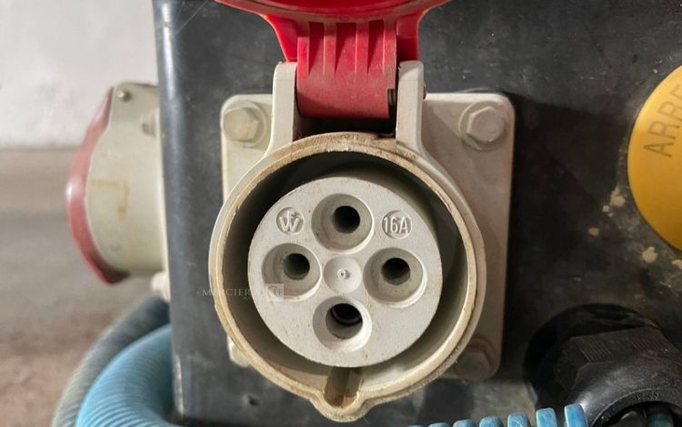 BOSECKER WV0310-F  4MAM32026