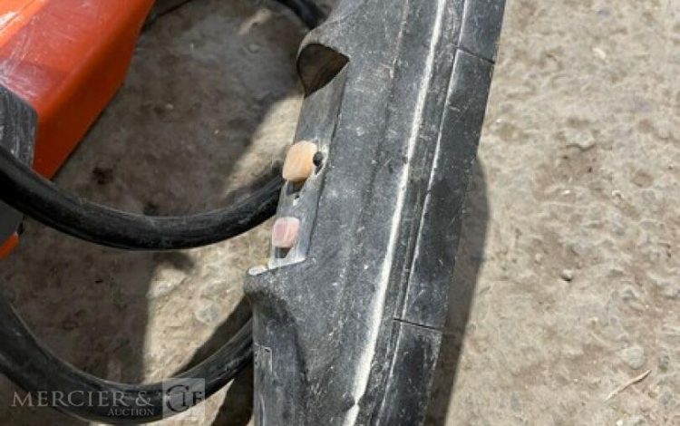 HUSQVARNA   11MAM32026