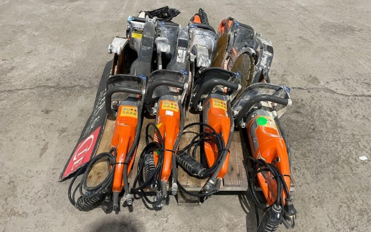 HUSQVARNA   11MAM32026