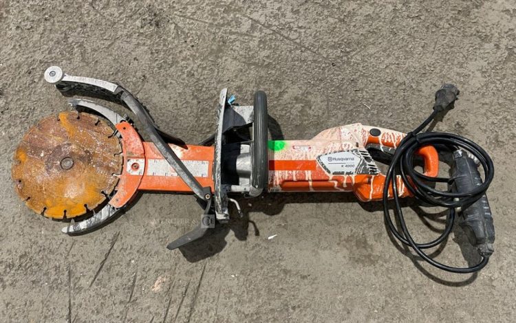 HUSQVARNA   11MAM32026