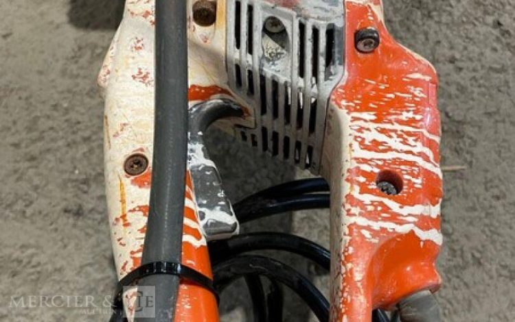 HUSQVARNA   11MAM32026