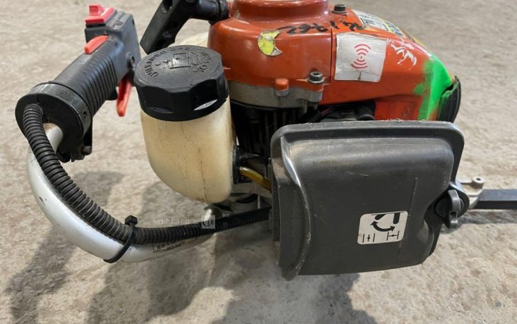 HUSQVARNA   8MAM32026