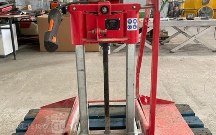 GÖLZ KB350  20MAM32026