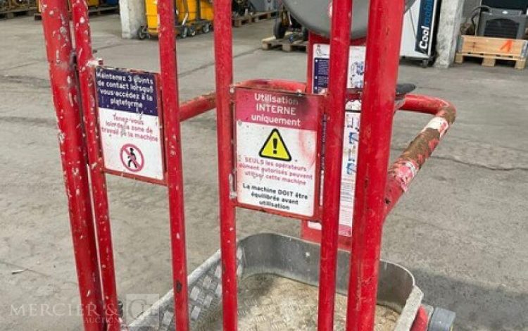 POWER TOWER PECOLIFT  59MAM32026