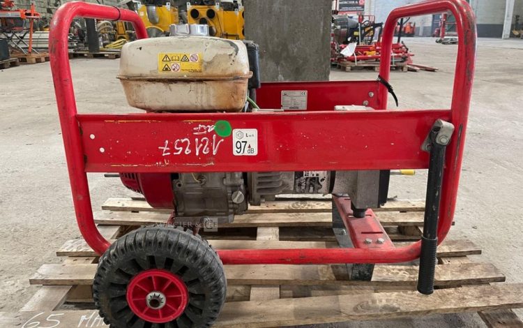 PRAMAC E5000  65MAM32026