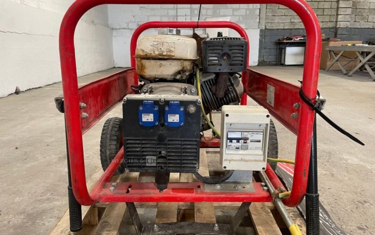 PRAMAC E5000  65MAM32026