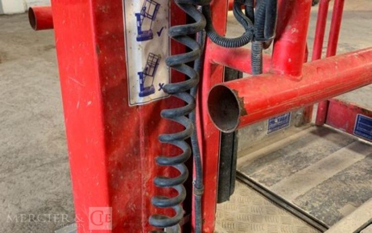 JLG NANO SP PLUS  381162