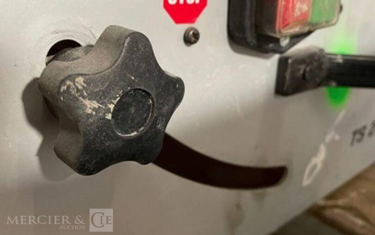 HUSQVARNA TS230F  26MAM32026