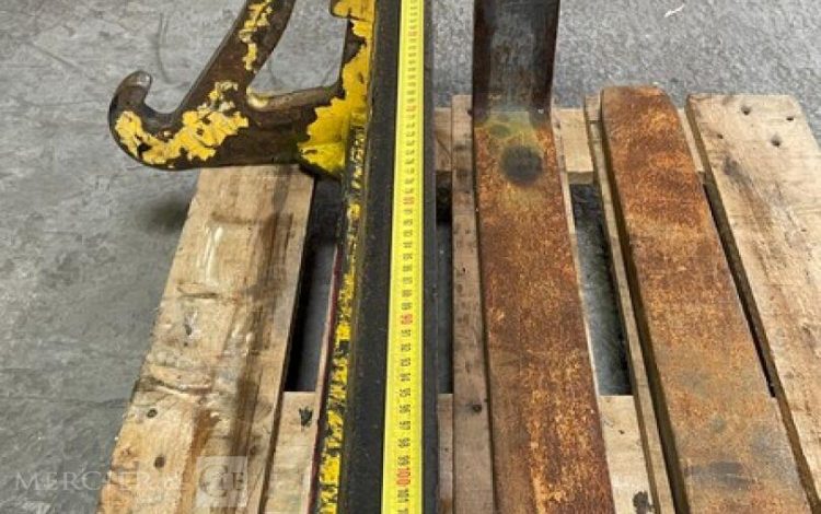 VOLVO F/L35B  23MAM32026