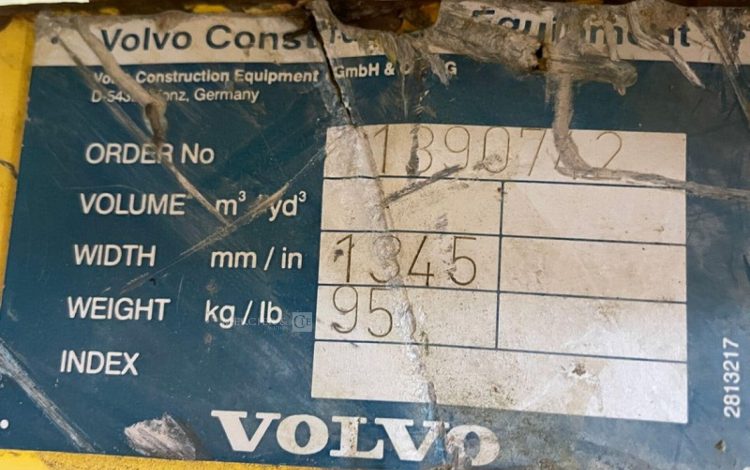 VOLVO F/L35B  23MAM32026