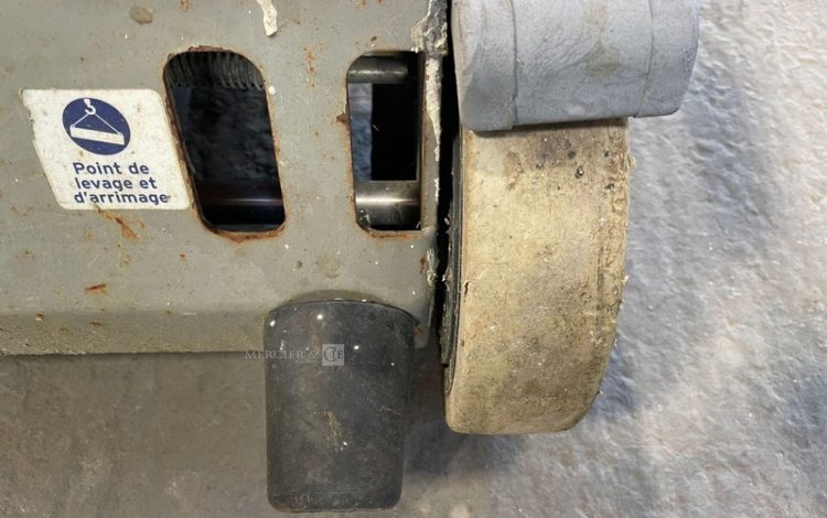 JLG PECO LIFT  49MAM32026