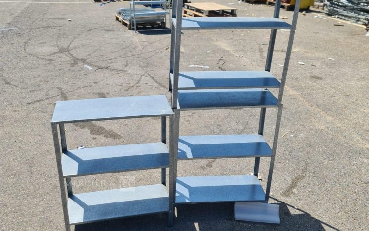 autre Lot de 13 racks de stockage  75 x 30 x 75 cm (HxLxP) + 1 rack métallique offert  191