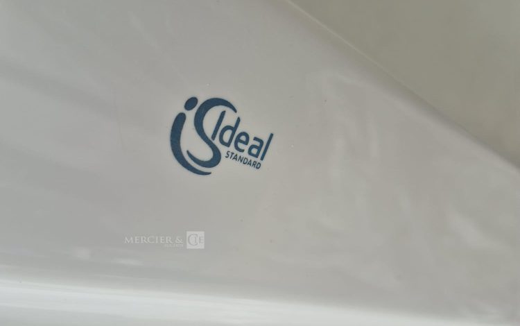 autre Receveur de douche de 75cm x 90cm marque Ideal Standard  210