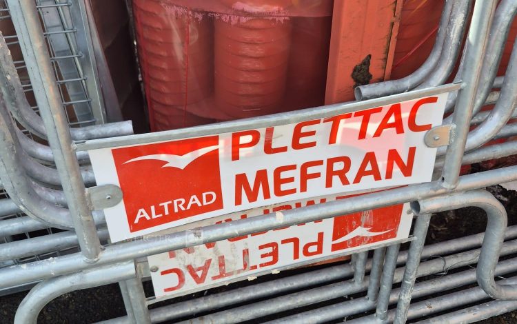 autre Lot de 6 gardes de corps de la marque ALTRAD DE 3M  224