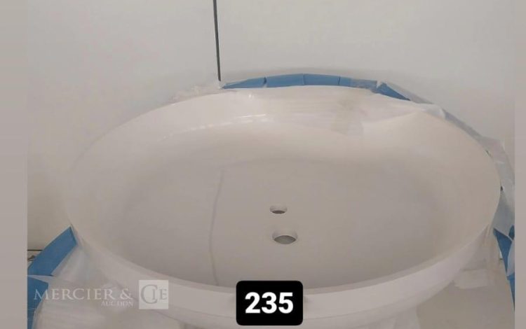 autre Lavabo circulaire diamètre 95cm, avec pied, de la marque Ideal Standard  225