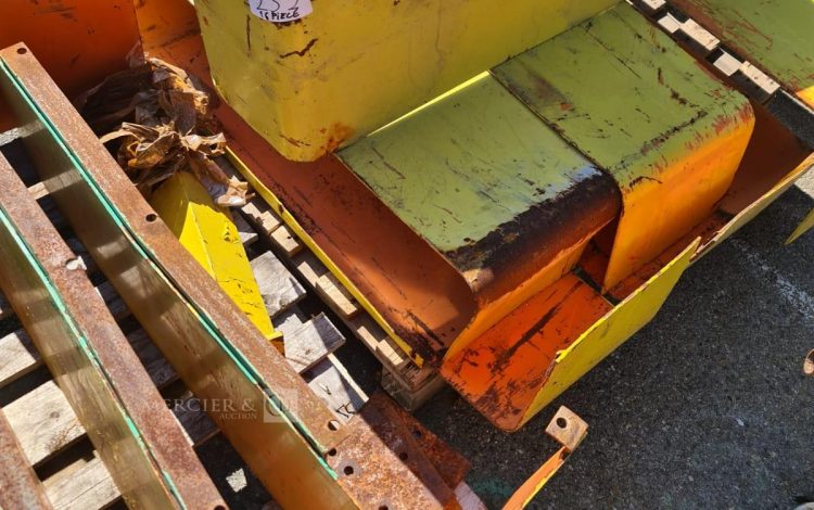 autre Lot de  16 rayonnage de stockage de 120 cm x 34cm. Les accessoires sont compris  241