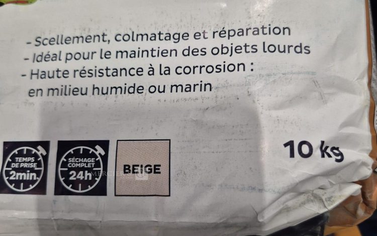 autre Lot de  40 sac de ciment PROMPT VICAT , ciment naturel à prise rapide , 10KG , c  247