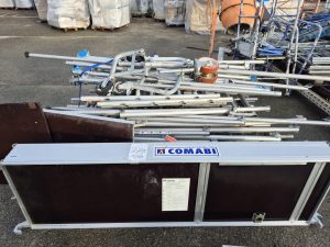 autre Lot comprenant des différentes  éléments pour échafaudage combi  264