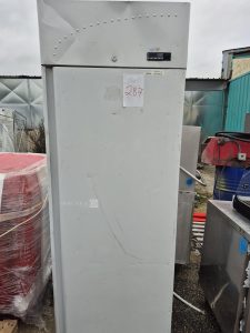 autre Armoire réfrigérée C.2.M Grande Cuisine, équipée dun régulateur MR51 PM230-1CA  276