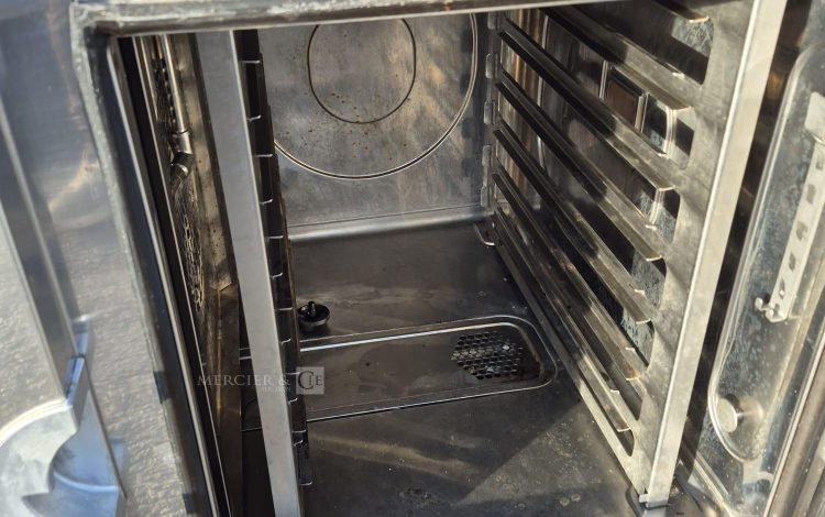 autre Four mixte Convotherm modèle Henri Julien. Article vendu en létat, non testé. D  337