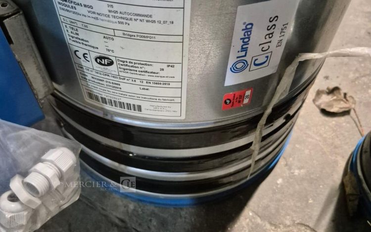 autre Lot comprenant plusieurs clapets coupe-feu circulaires de marque Lindab, avec se  341