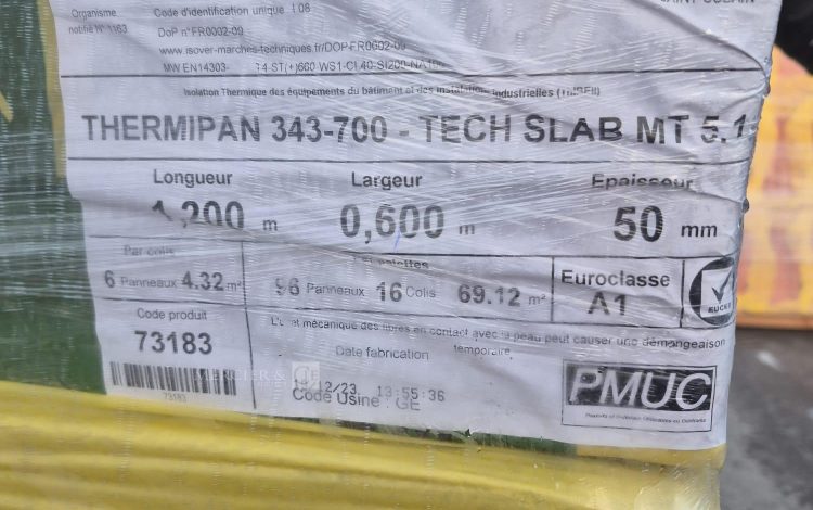 autre Lot d&rsquo;environ 57,84m2 de laine de roche Thermipan 343-700 marque ISOVER  354