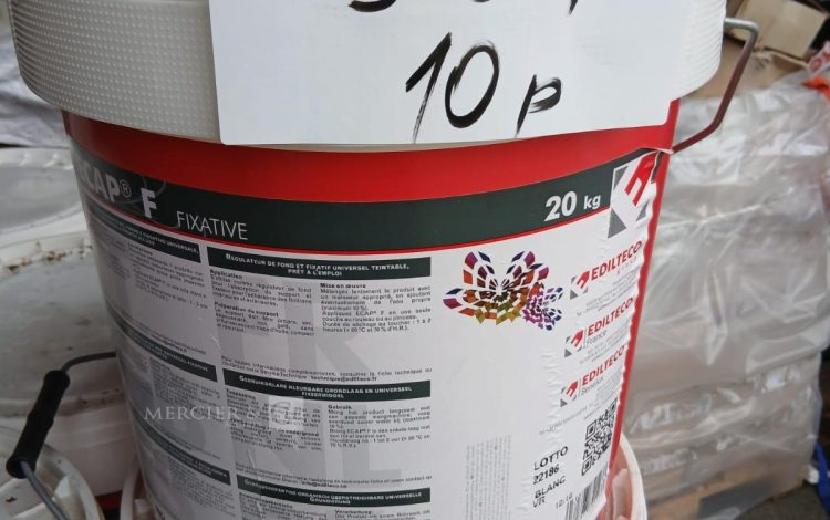 autre Lot de 10 sceaux de 20Kg , régulateur de fond et fixatif universel teintable , p  361