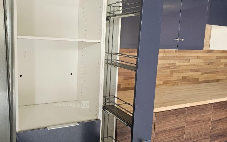 autre Cuisine complète d&rsquo;environ 3m  Coloris bleu et noyer , marque OSKAB  366