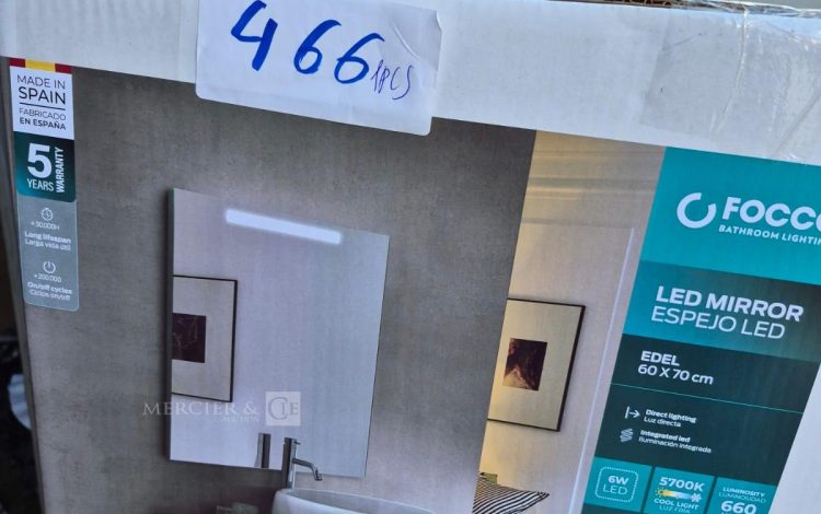 autre Miroir led de 60x70cm, 6W , 660 lumens marque Focco  377