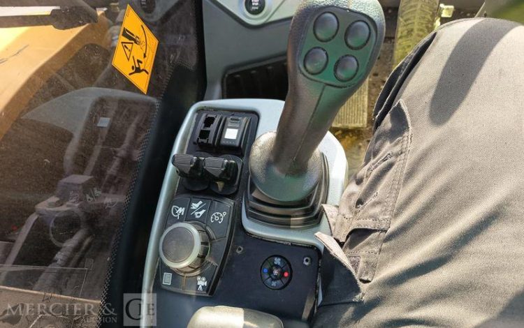 MECALAC PELLE SUR PNEUS 12MTX A VOLEE VARIABLE DIESEL 9,7T – 8087 HEURES – ANNEE 2020  47 124