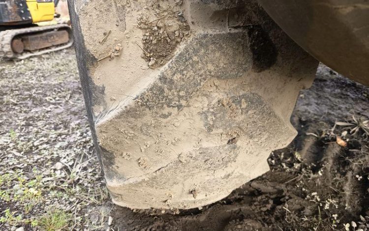 MECALAC PELLE SUR PNEUS 12MTX A VOLEE VARIABLE DIESEL 9,7T – 8087 HEURES – ANNEE 2020  47 124