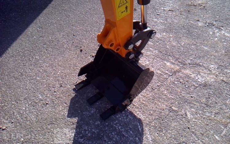 HIGHTOP MICROPELLE HT10 SUR CHENILLES DIESEL 1T – ANNEE 2025 – MATERIEL NEUF JAUNE 48 315