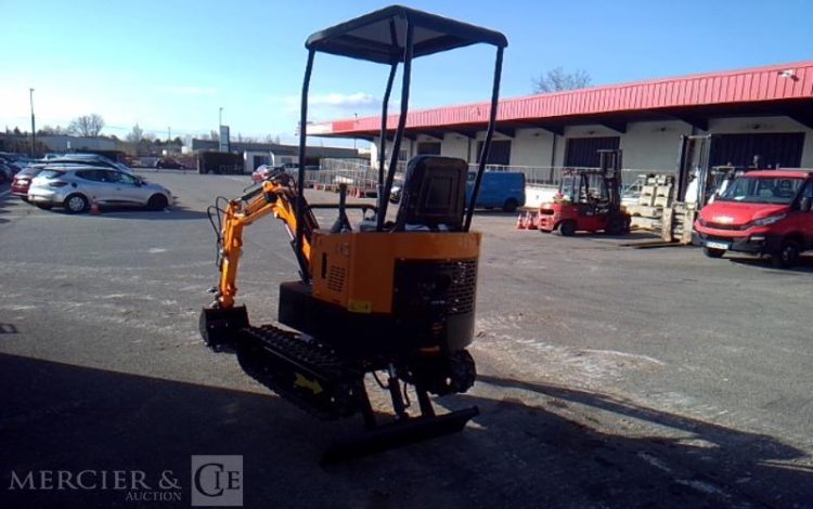 HIGHTOP MICROPELLE HT10 SUR CHENILLES DIESEL 1T – ANNEE 2025 – MATERIEL NEUF  48 319