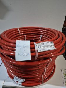 autre Lot d&rsquo;environ 100ml de Tube PER rouge isolé en couronne de 25 mètres, diamètre 1  39