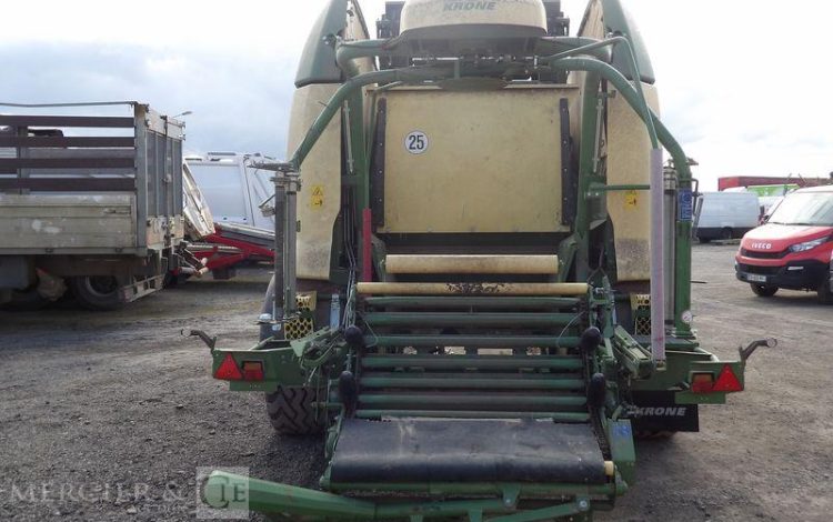 KRONE COMBINE PRESSE ENRUBANNEUSE COMPRIMA CF 155 XC-XTREME- 2 ESSIEUX – PTAC 9 T  76 897