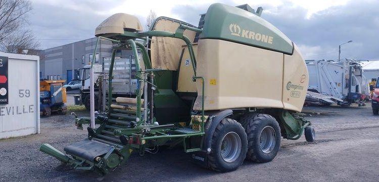KRONE COMBINE PRESSE ENRUBANNEUSE COMPRIMA CF 155 XC-XTREME- 2 ESSIEUX – PTAC 9 T  76 897