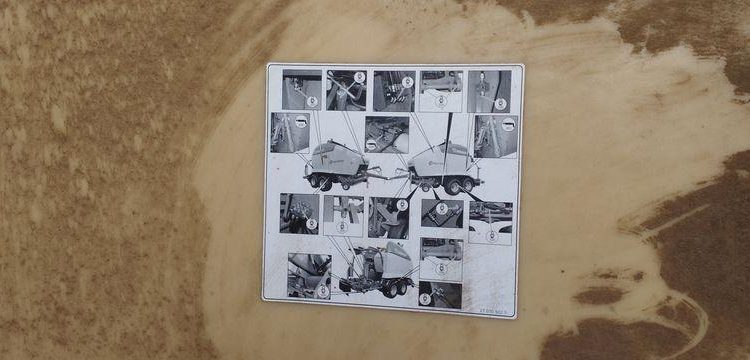 KRONE COMBINE PRESSE ENRUBANNEUSE COMPRIMA CF 155 XC-XTREME- 2 ESSIEUX – PTAC 9 T  76 897