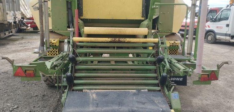 KRONE COMBINE PRESSE ENRUBANNEUSE COMPRIMA CF 155 XC-XTREME- 2 ESSIEUX – PTAC 9 T  76 897
