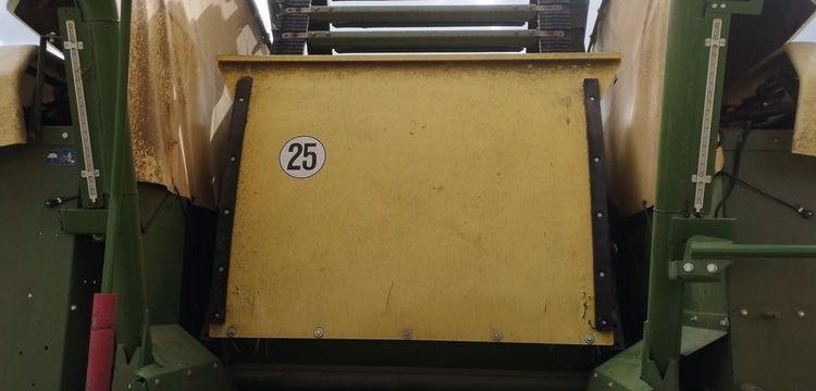 KRONE COMBINE PRESSE ENRUBANNEUSE COMPRIMA CF 155 XC-XTREME- 2 ESSIEUX – PTAC 9 T  76 897