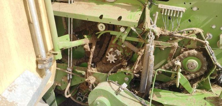 KRONE COMBINE PRESSE ENRUBANNEUSE COMPRIMA CF 155 XC-XTREME- 2 ESSIEUX – PTAC 9 T  76 897