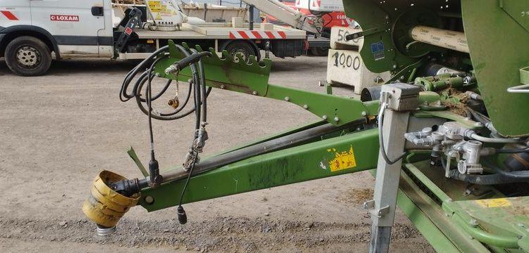 KRONE COMBINE PRESSE ENRUBANNEUSE COMPRIMA CF 155 XC-XTREME- 2 ESSIEUX – PTAC 9 T  76 897