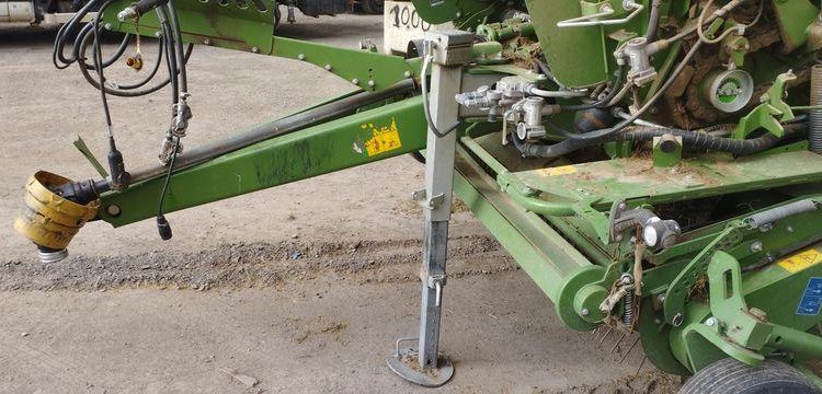 KRONE COMBINE PRESSE ENRUBANNEUSE COMPRIMA CF 155 XC-XTREME- 2 ESSIEUX – PTAC 9 T  76 897