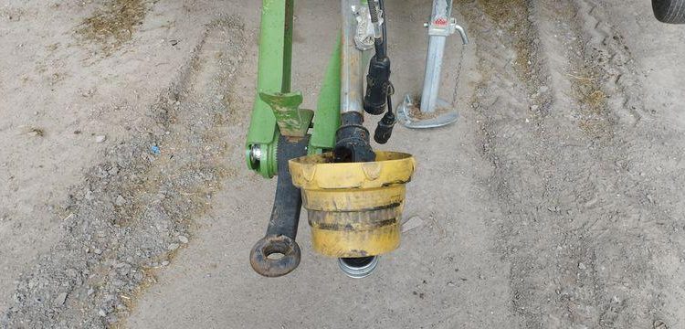 KRONE COMBINE PRESSE ENRUBANNEUSE COMPRIMA CF 155 XC-XTREME- 2 ESSIEUX – PTAC 9 T  76 897