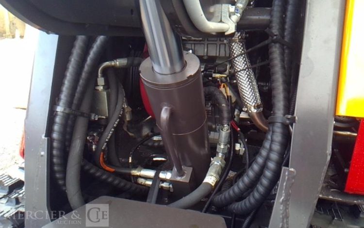 GENERIQUE MINI DUMPER SUR CHENILLE  RHINOCEROS XN800 – D192 – AN2024 MATERIEL NEUF ROUGE 800 639