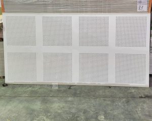 autre Lot de 30 plaques de plâtre , plaque à perforations continues, revêtue au dos d&rsquo;  69