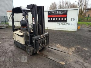 CROWN CHARIOT ELEVATEUR FRONTAL SC 5320 ELECTRIQUE – CAPACITE 1,2 TONNES – 832 H  92 344