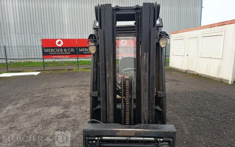 CROWN CHARIOT ELEVATEUR FRONTAL SC 5320 ELECTRIQUE – CAPACITE 1,2 TONNES – 832 H  92 344