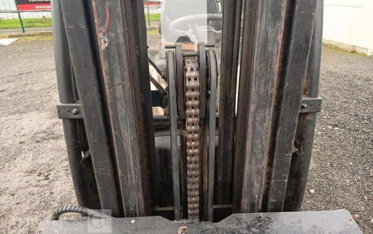 CROWN CHARIOT ELEVATEUR FRONTAL SC 5320 ELECTRIQUE – CAPACITE 1,2 TONNES – 832 H  92 344