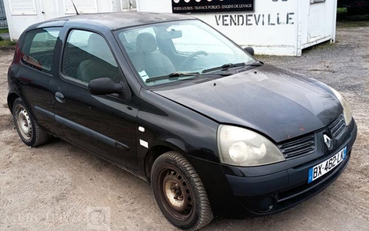 RENAULT CLIO II SOCIETE PHASE 2 1.5 dCi 68 CV – DIESEL – 305155 KMS – ANNEE 2006 NOIR BX-462-LK