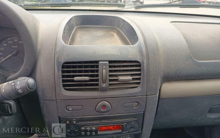 RENAULT CLIO II SOCIETE PHASE 2 1.5 dCi 68 CV – DIESEL – 305155 KMS – ANNEE 2006 NOIR BX-462-LK